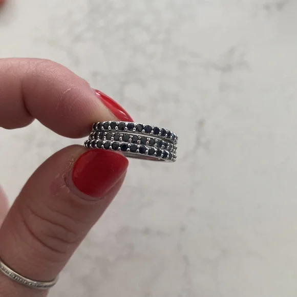 Michael Kors Rings - Picture 2 of 3